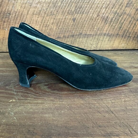 Yves Saint Laurent Classic Black Suede Pump Heels Size 7 - Picture 4 of 10